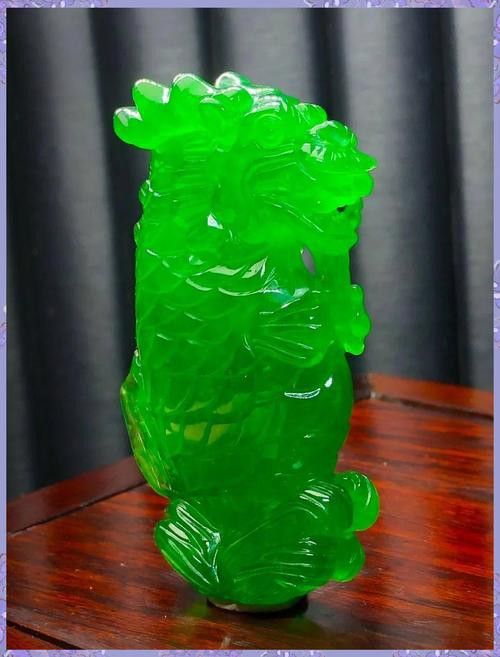 翡翠綠金龍魚值錢嗎圖片