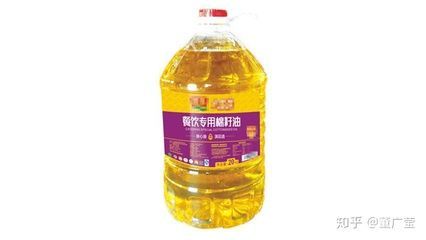 龍魚可以喂紅蟲嗎，如何自制龍魚紅蟲飼料，紅蟲與其他飼料搭配比例