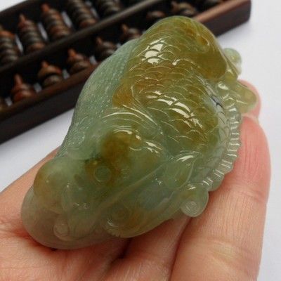 翡翠藍金龍魚值錢嗎：翡翠藍金龍魚值錢嗎？
