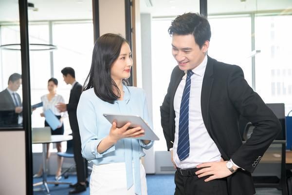 關(guān)于龍魚海關(guān)進(jìn)口問題的論文怎么寫，《龍魚海關(guān)進(jìn)口問題探究：現(xiàn)狀、挑戰(zhàn)與對策》