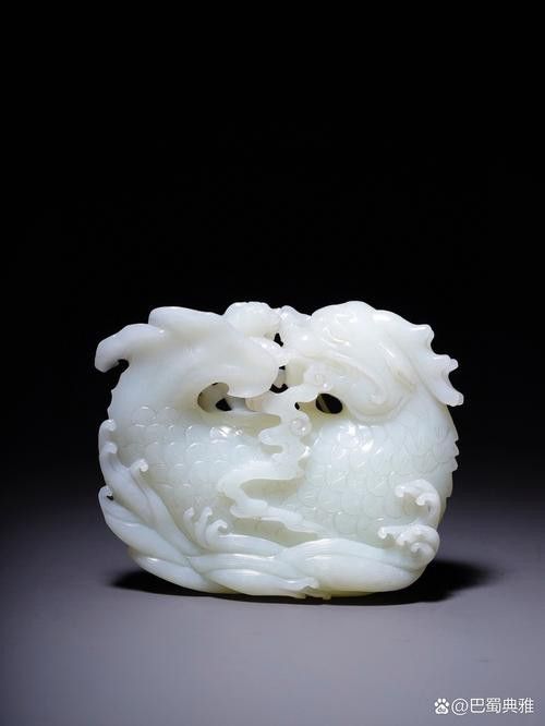 白玉金龍魚工藝品圖片大全