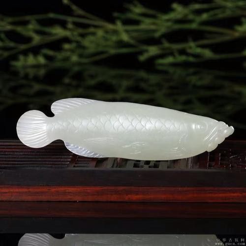 白玉金龍魚工藝品圖片大全