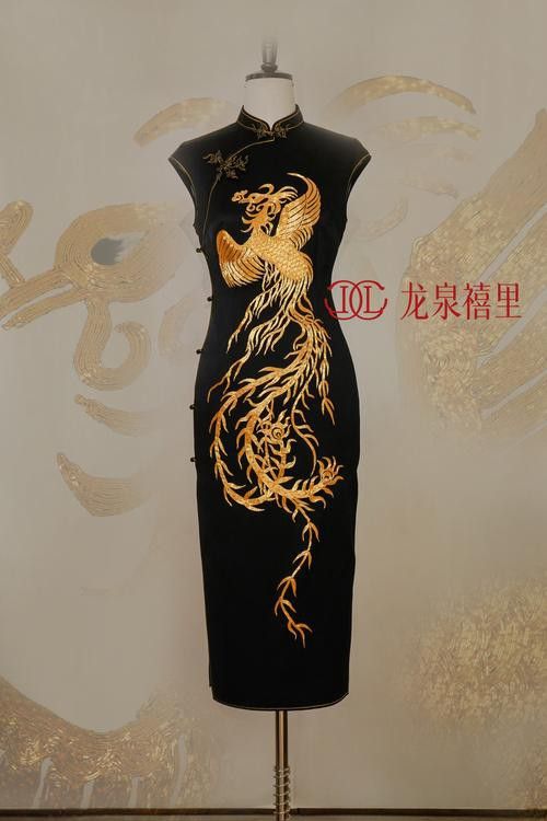 紅龍旗傳統服飾有哪些知名品牌？ 紅龍旗傳統服飾有哪些知名品牌？ 龍魚百科 第8張