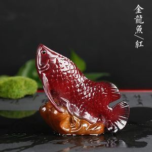 金龍魚變色的階段有哪些：金龍魚的發色過程