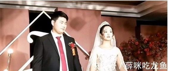 龍魚作文300字（《可愛的龍魚》作文：《可愛的龍魚》）
