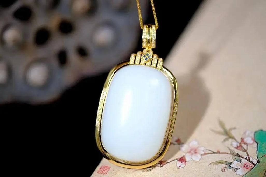 金龍魚雕刻有哪些材料選擇？