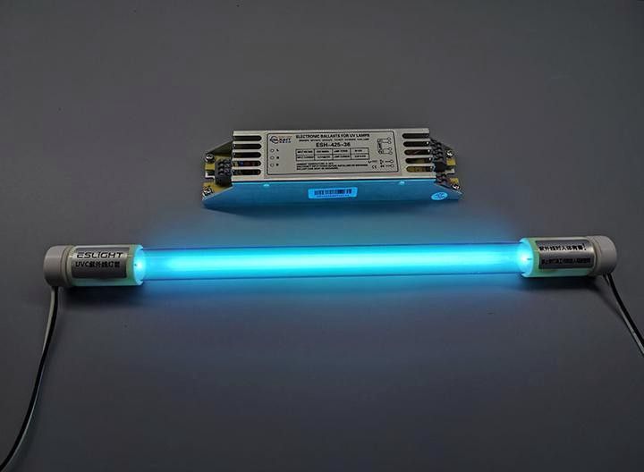 6700K燈管多久換一次？