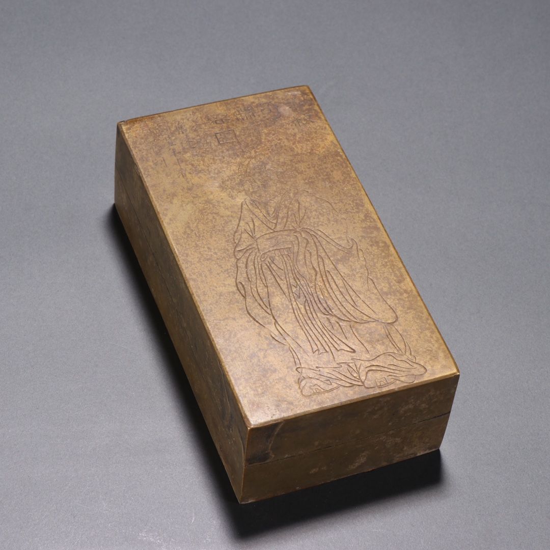 紅龍魚死了能吃嗎，：紅龍魚死了能吃嗎紅龍魚死了能吃取決于其死亡原因