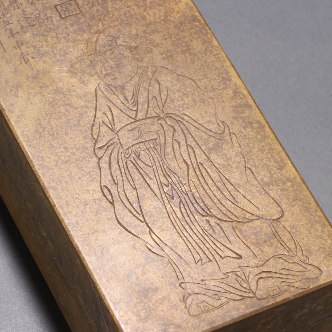 紅龍魚死了能吃嗎，：紅龍魚死了能吃嗎紅龍魚死了能吃取決于其死亡原因