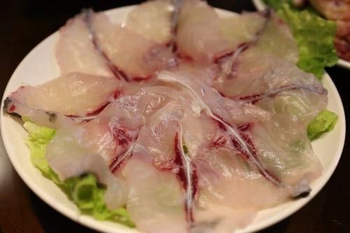 龍魚和脆魚哪個沒有刺多：龍魚與脆魚哪個沒有刺