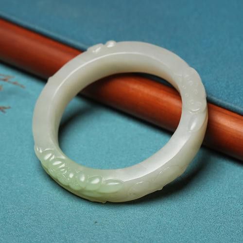 和田玉龍魚手鐲圖片欣賞