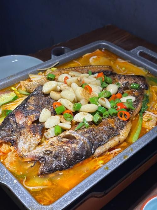 金龍魚和黑魚哪個好吃一點