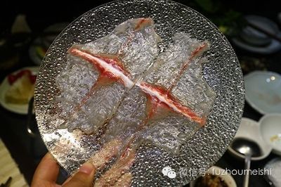 紅龍魚一直不發(fā)色【紅龍魚發(fā)色條件紅龍魚不發(fā)色的原因分析關(guān)鍵詞長(zhǎng)得更好】