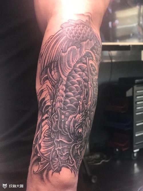 龍魚紋身