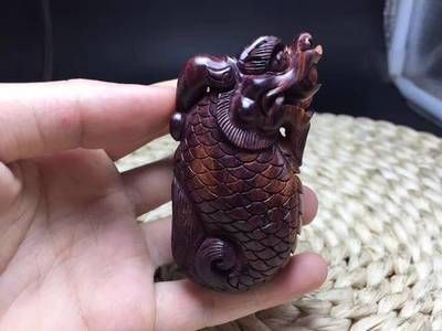 龍魚手把件寓意和象征意義是什么：龍魚手把件寓意和象征意義是什么龍魚手把件寓意和象征意義是什么
