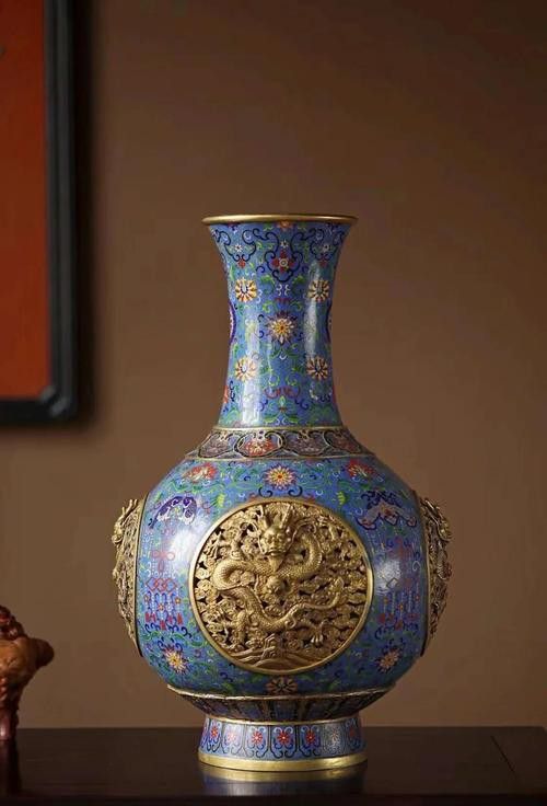 景泰藍《風生水起》龍尊的具體制作工藝是怎樣的？