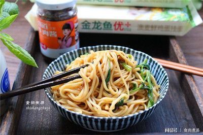 金龍魚吃肉不：金龍魚可以吃豬肉嗎