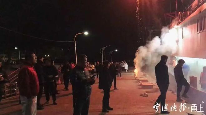 黃金龍魚圖片大全