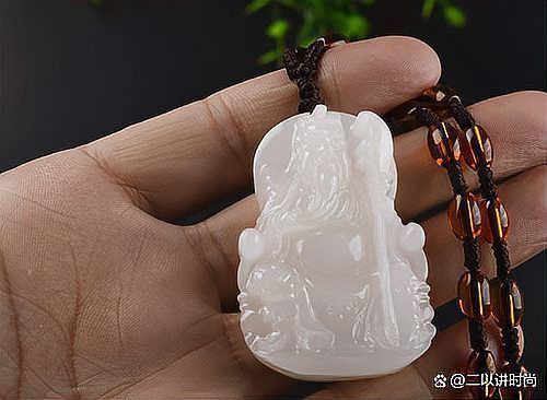 如何判斷龍頭魚掛件是否開光？