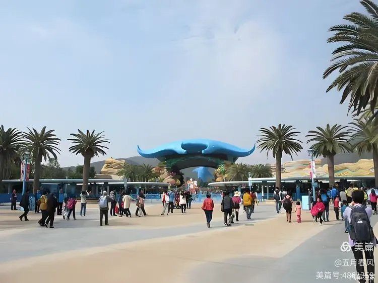 珠海水族館選龍魚世家水族館贊