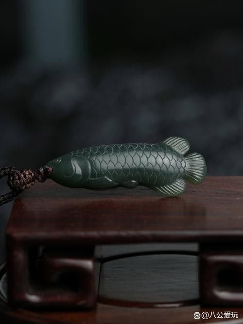 玉金龍魚圖片大全大圖視頻