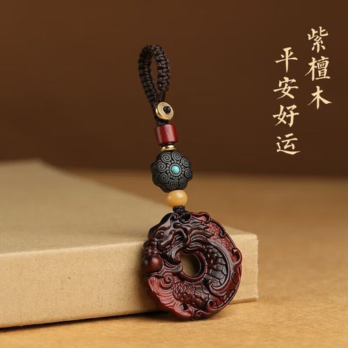 哪種材質的龍頭魚掛件最受歡迎？