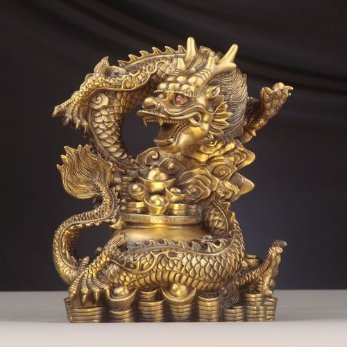 能推薦一些價格適中的龍擺件嗎？