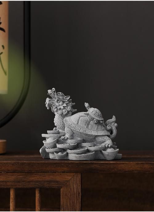 哪種材質的龍龜最適合魚缸？