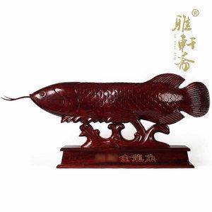 金龍魚工藝品擺件放在客廳什么位置好