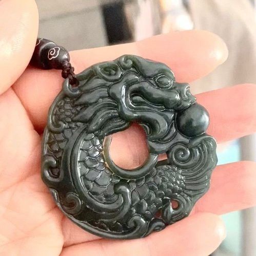 和田玉龍魚吊墜圖片欣賞