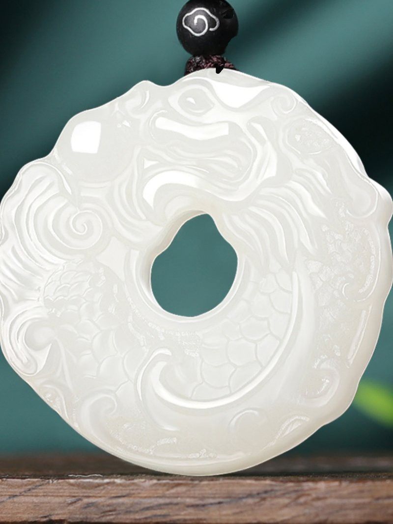 和田玉龍魚吊墜圖片欣賞