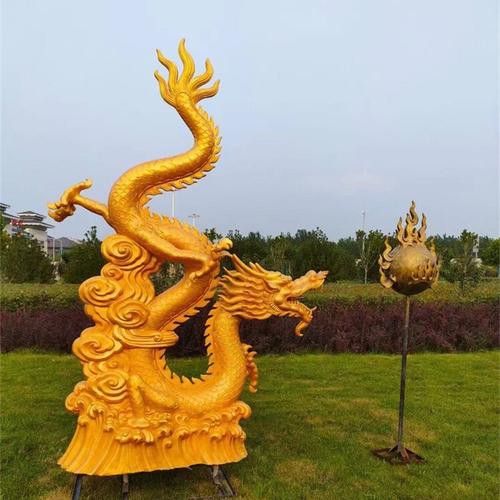 再給我?guī)讉€(gè)水龍雕塑的實(shí)例