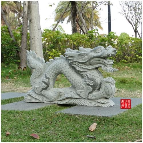 再給我?guī)讉€(gè)水龍雕塑的實(shí)例