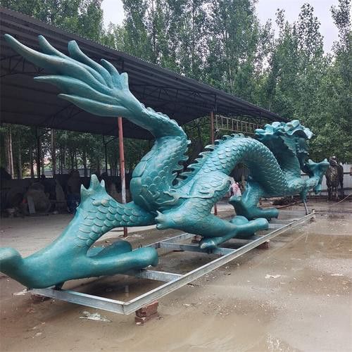 再給我?guī)讉€(gè)水龍雕塑的實(shí)例