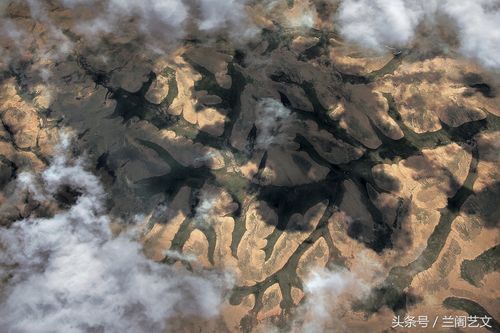給我一些高清的真龍大地圖片