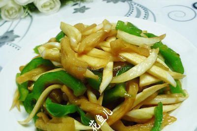 龍魚須怎么炒好吃 家常做法：炒龍魚須是一道美味的家常菜，不僅口感鮮美而且營養(yǎng)豐富
