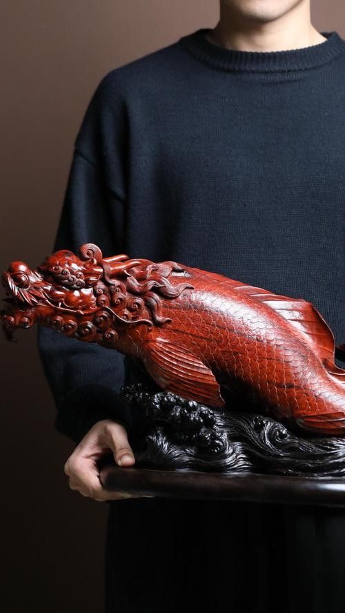 龍魚雕塑圖片欣賞