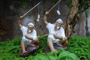 大型龍魚缸擺件怎么擺放：大型龍魚缸擺件的擺放方式