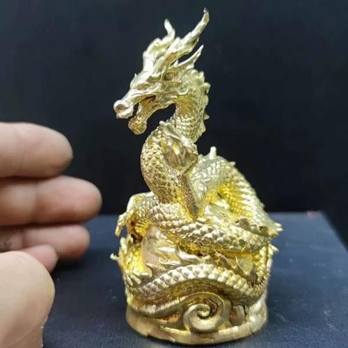 如何選擇高質量的金龍元素裝飾品？