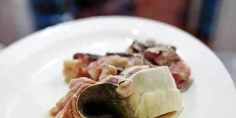 黑龍魚好吃嗎怎么養(yǎng)活：飼養(yǎng)黑龍魚需要注意哪些方面 黑龍魚好吃嗎怎么養(yǎng)活：飼養(yǎng)黑龍魚需要注意哪些方面 龍魚百科 第2張