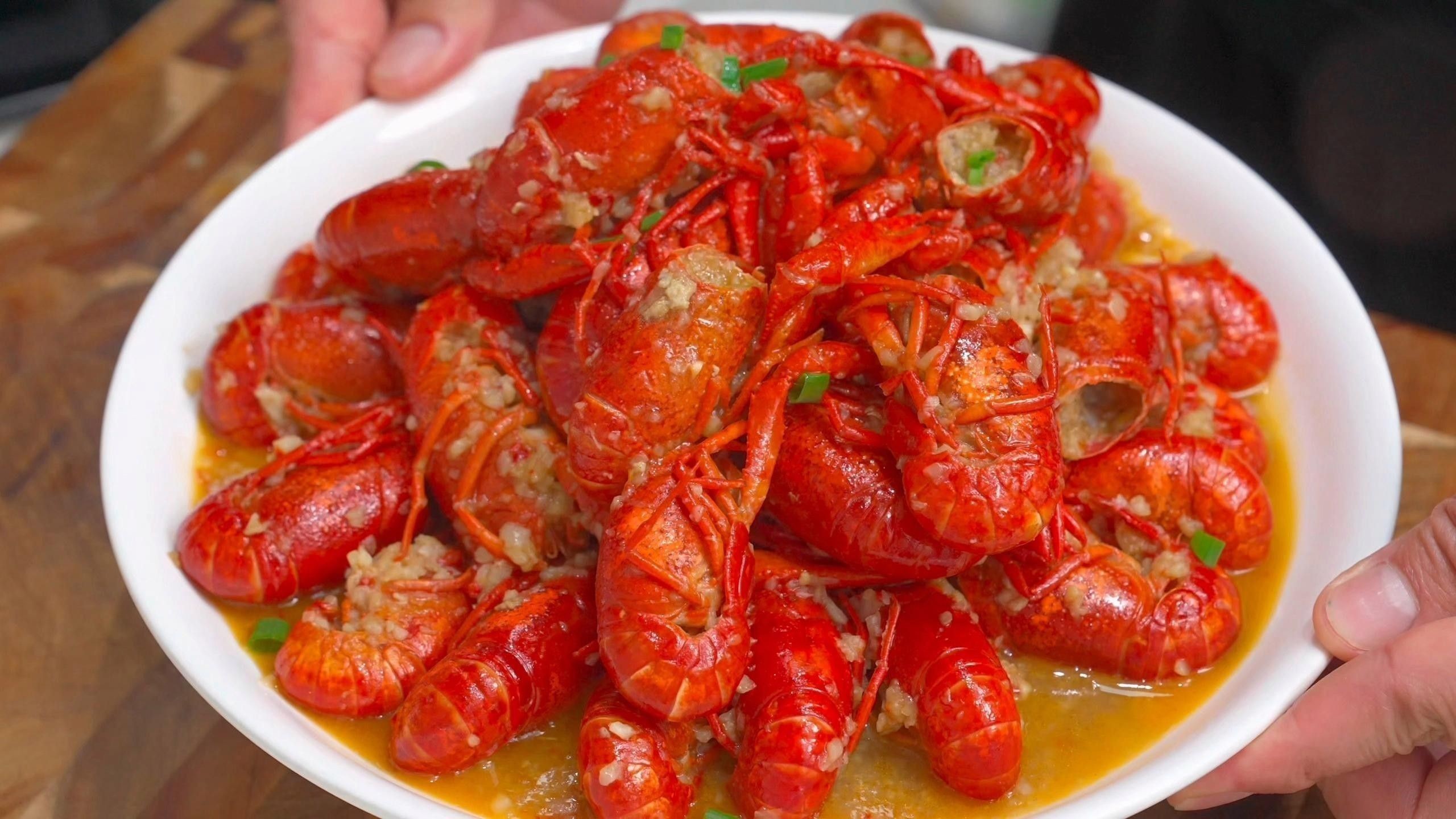 龍魚游起來無力：龍魚游動無力可能是由多種原因引起的