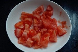 龍魚煮幾分鐘：酸甜番茄龍魚燉湯配料推薦清蒸龍魚去腥方法