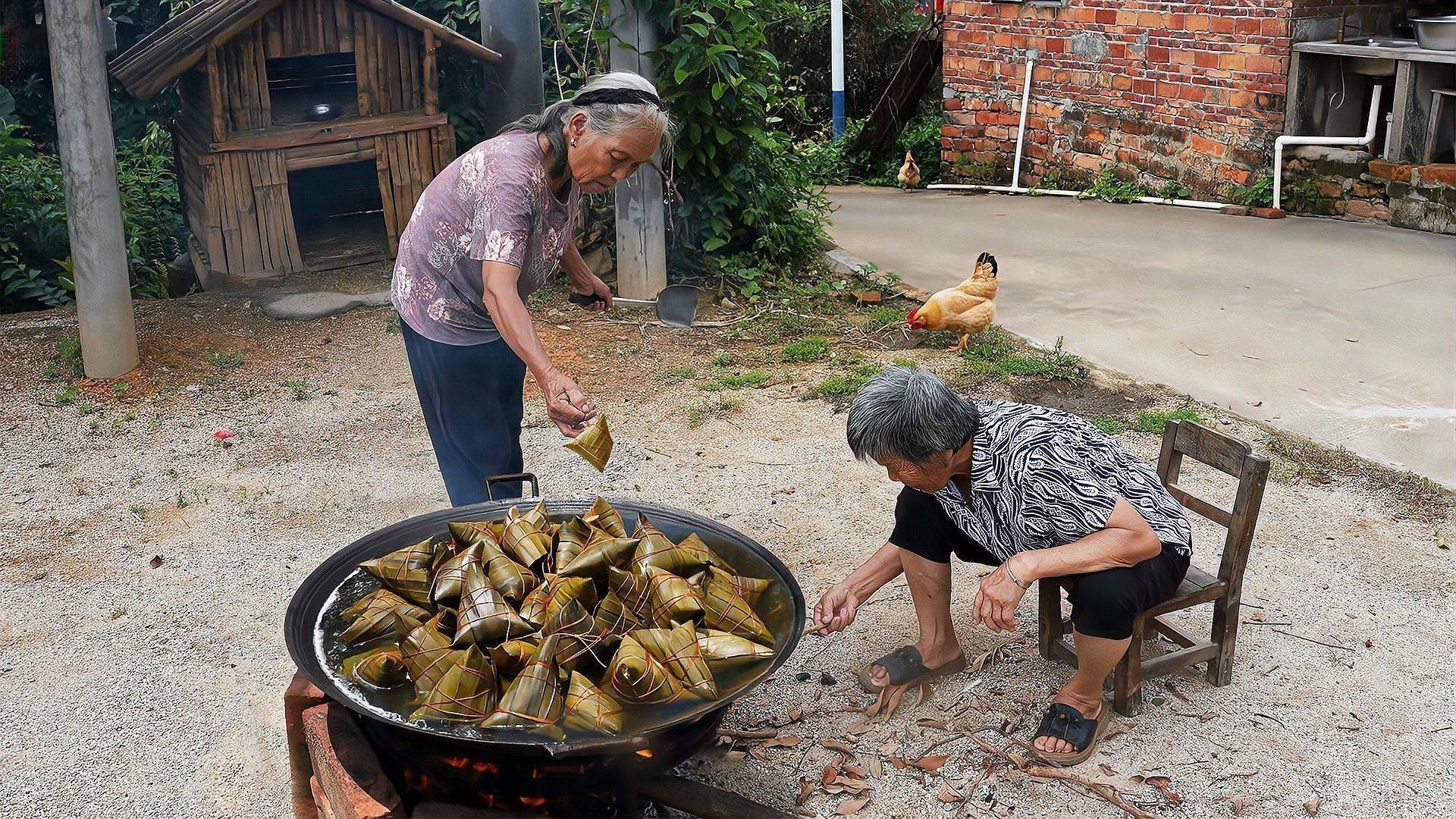 紅龍在端午節有哪些傳統裝飾？