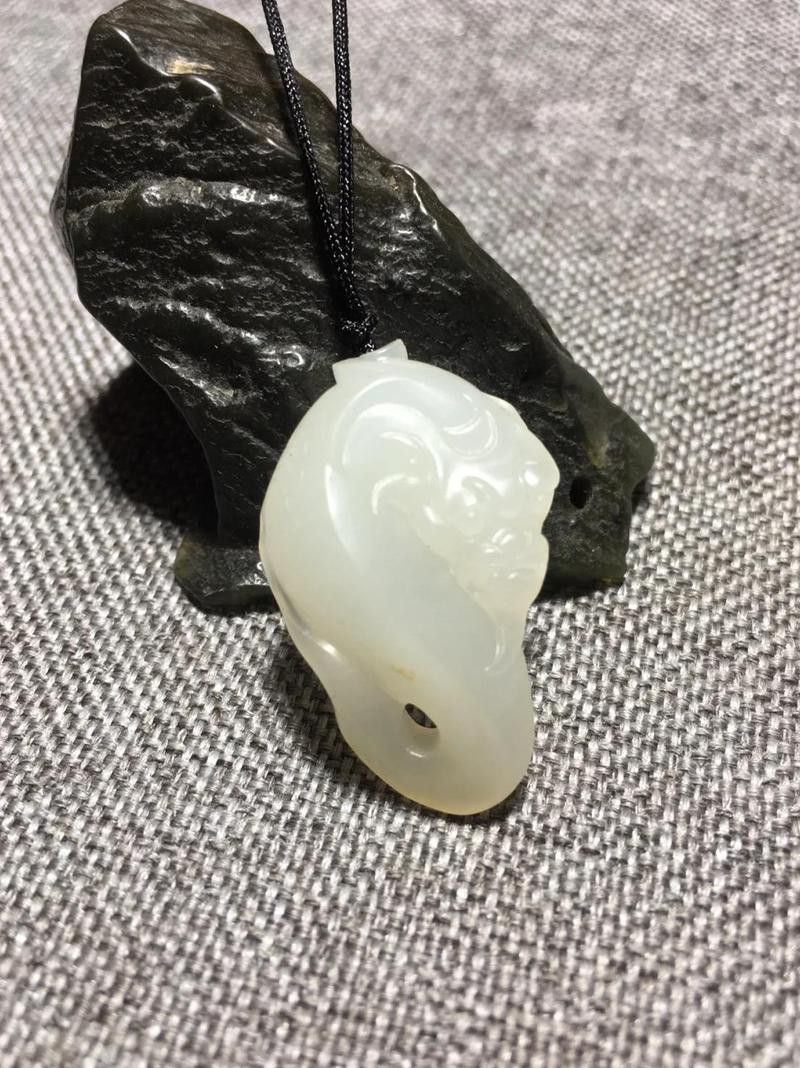 和田玉金龍魚價格