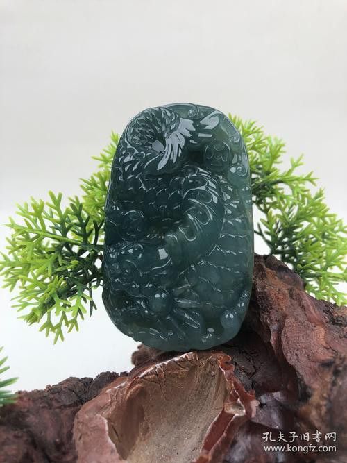 翡翠龍魚擺件