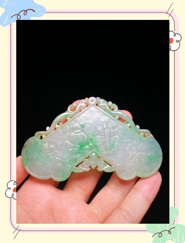 翡翠龍魚擺件