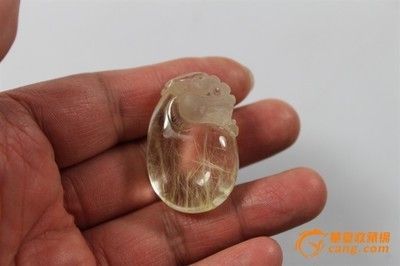 魚龍擺件要一對一嗎：關于魚化龍玉墜的一些詳細信息