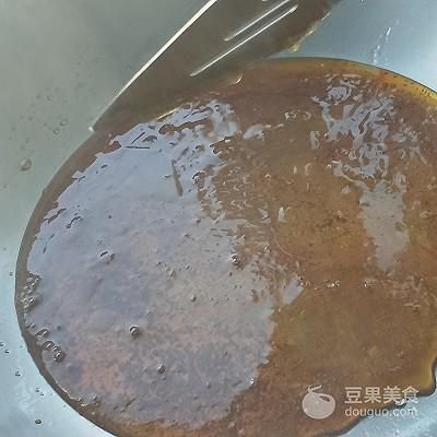 怎么固定金龍魚受傷泡沫（金龍魚受傷并且有泡沫附著，可以幫助金龍魚恢復健康）
