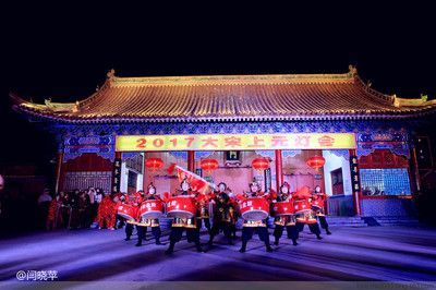 銀龍魚開一晚上燈會死嗎（銀龍魚是否會在一晚上開燈的情況下死亡） 銀龍魚開一晚上燈會死嗎（銀龍魚是否會在一晚上開燈的情況下死亡） 龍魚百科 第2張