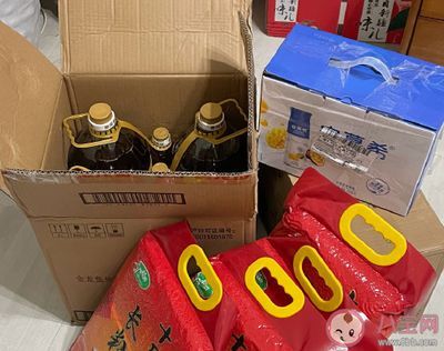 觀看金龍魚的心情說說句子：關于觀看金龍魚的心情說說句子
